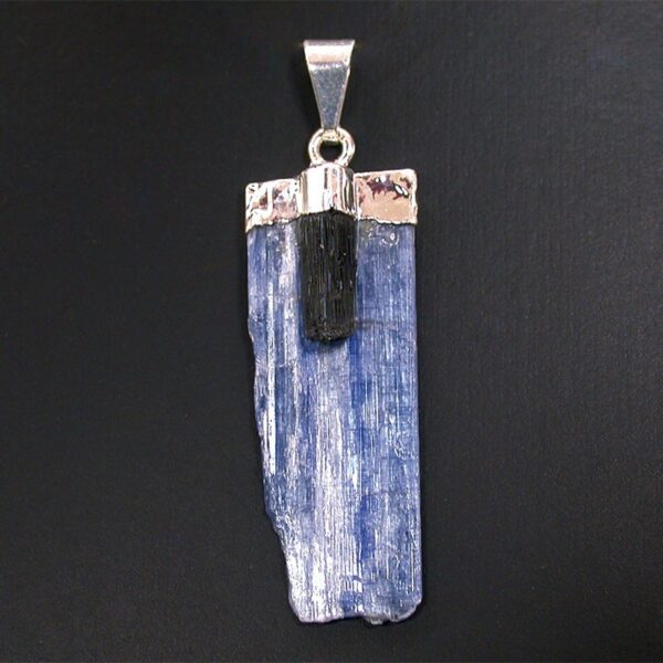 PENDENTIF CYANITE ET TOURMALINE